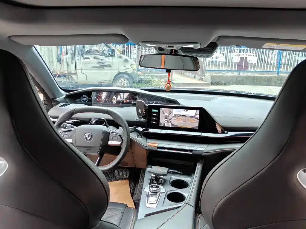 Changan UNI-V 2024 из CN, фото 3
