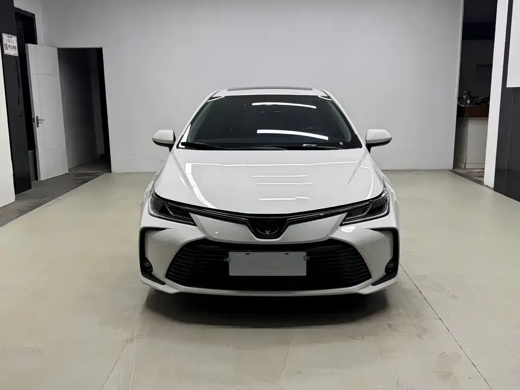Toyota Corolla 2022 из CN, фото 3