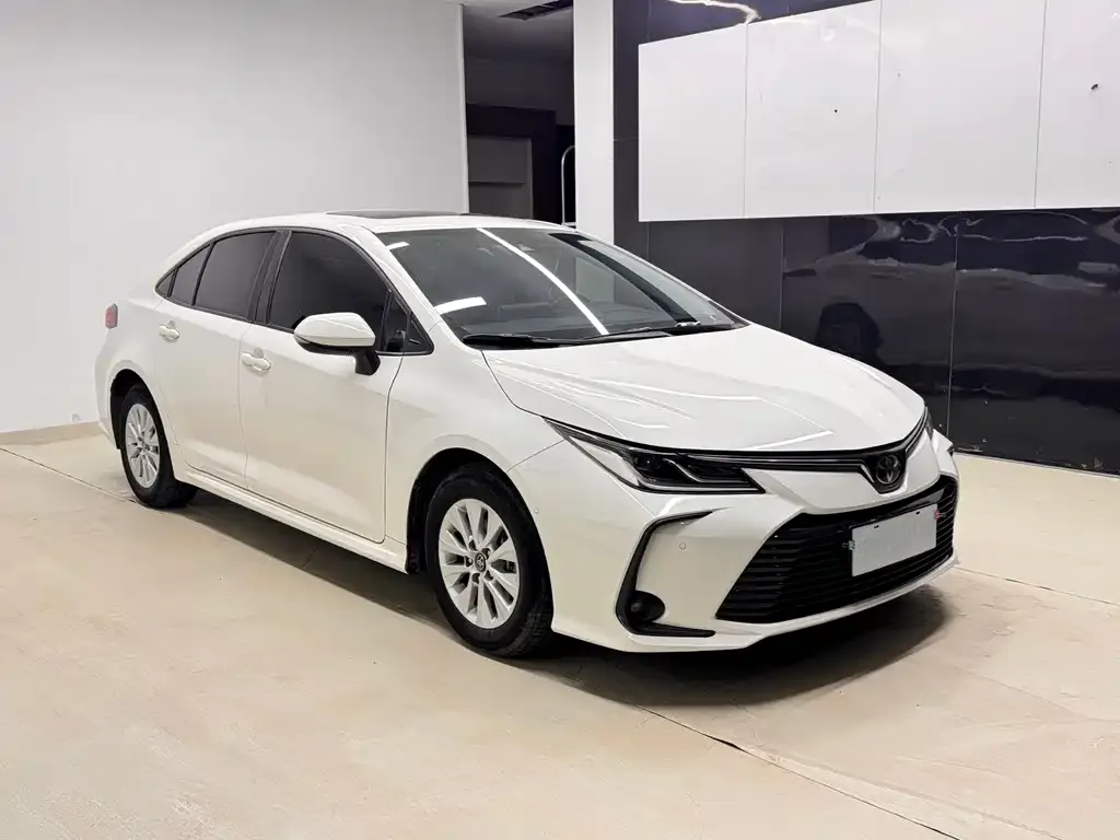 Toyota Corolla 2022 из CN, фото 2