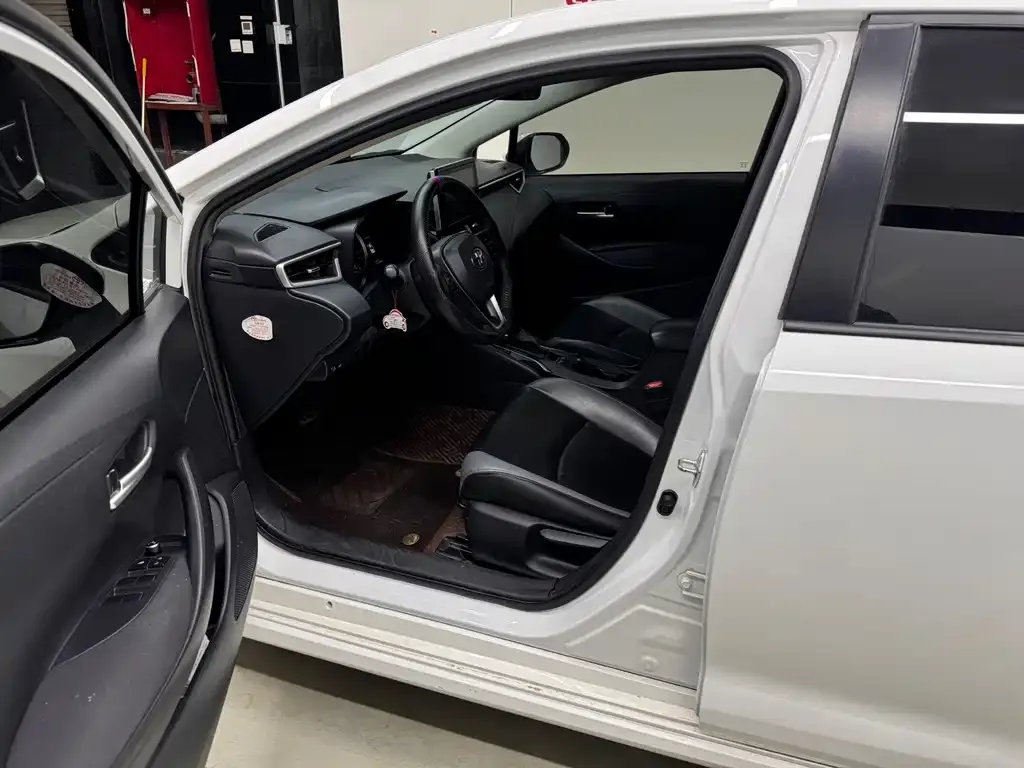 Toyota Corolla 2022 из CN, фото 7
