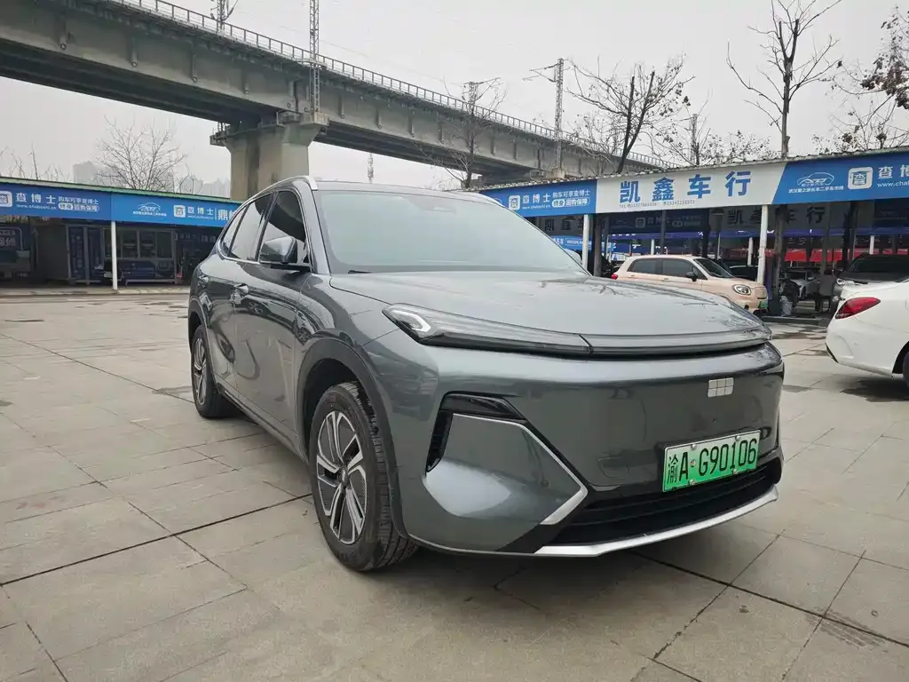 Geely 银河星舰7 — фото 10