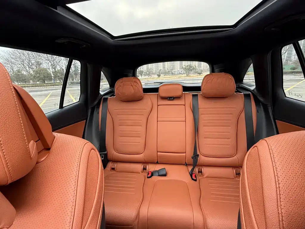 Mercedes-Benz GLC 2024 из CN, фото 4