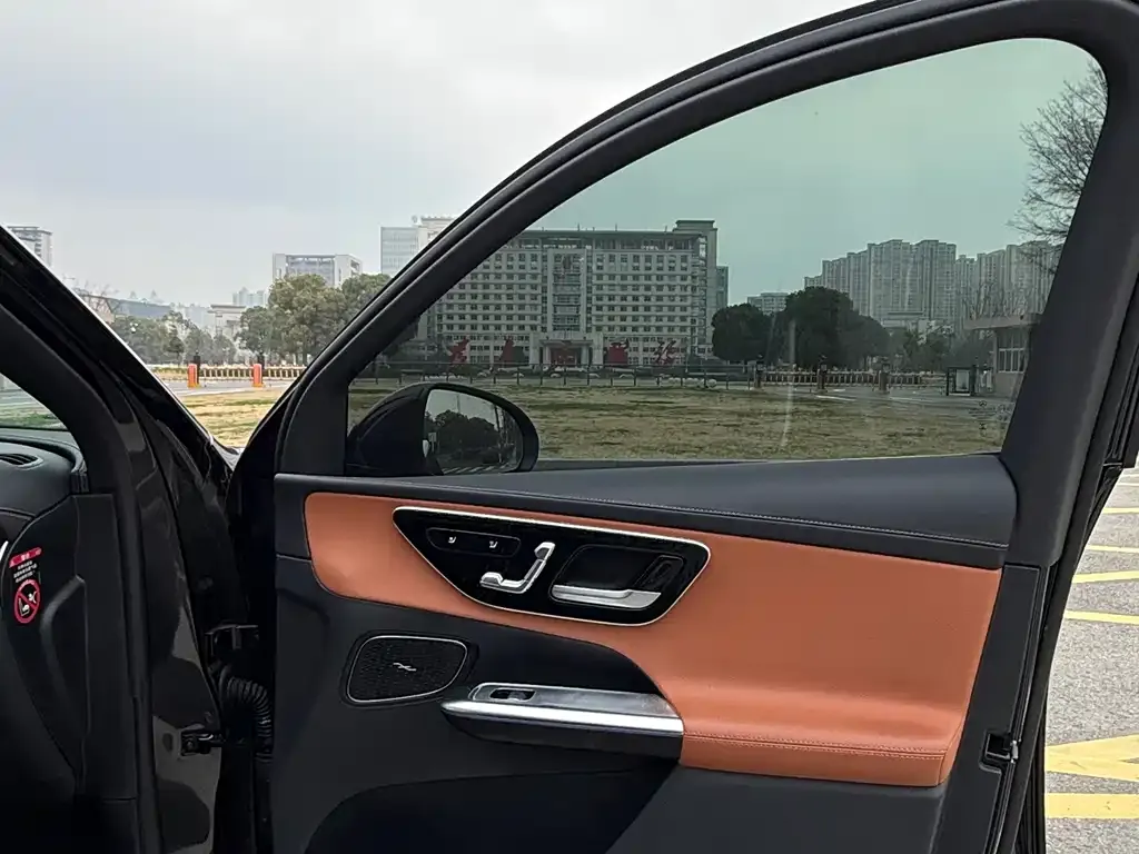 Mercedes-Benz GLC 2024 из CN, фото 5