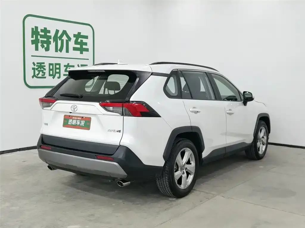 Toyota RAV4 2021 из CN, фото 4