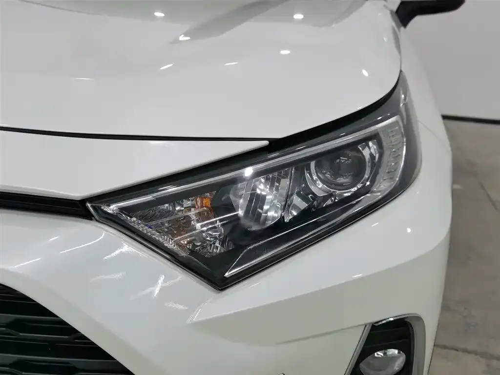 Toyota RAV4 2021 из CN, фото 7