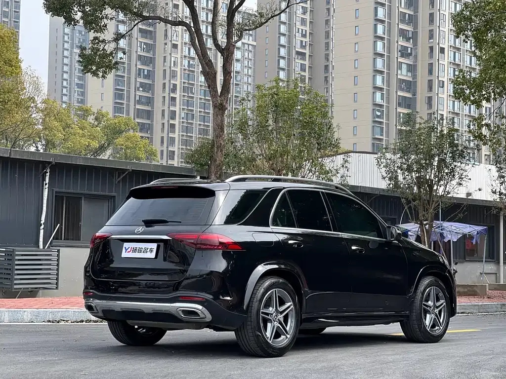 Mercedes-Benz GLE — фото 8