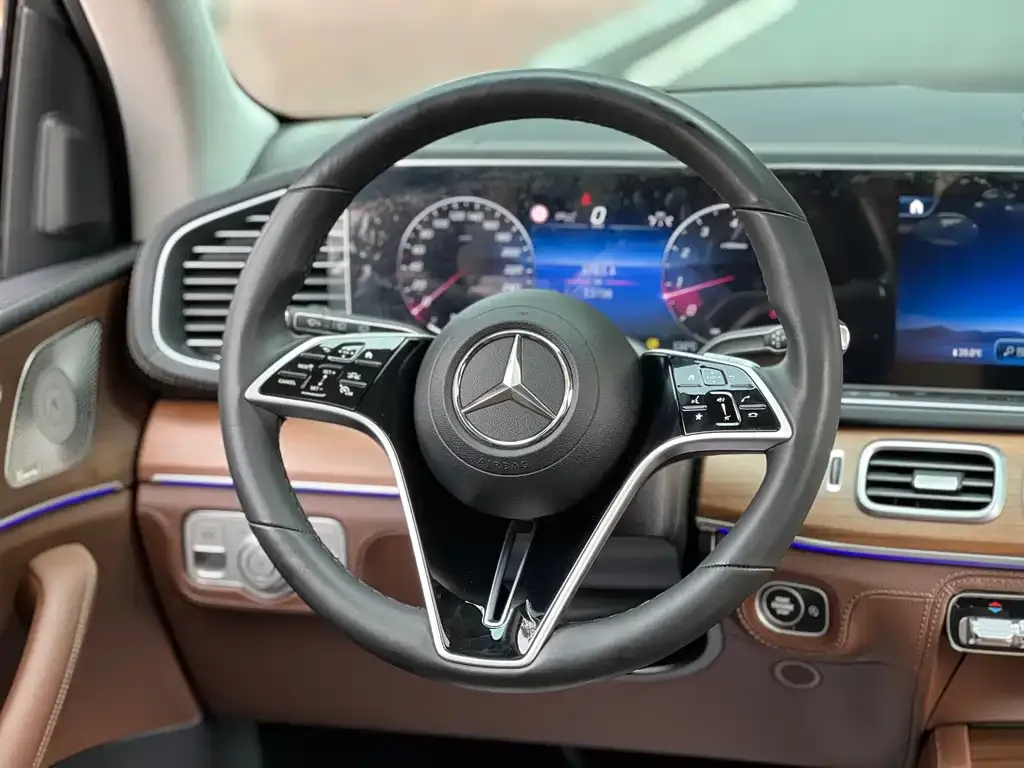 Mercedes-Benz GLE — фото 3