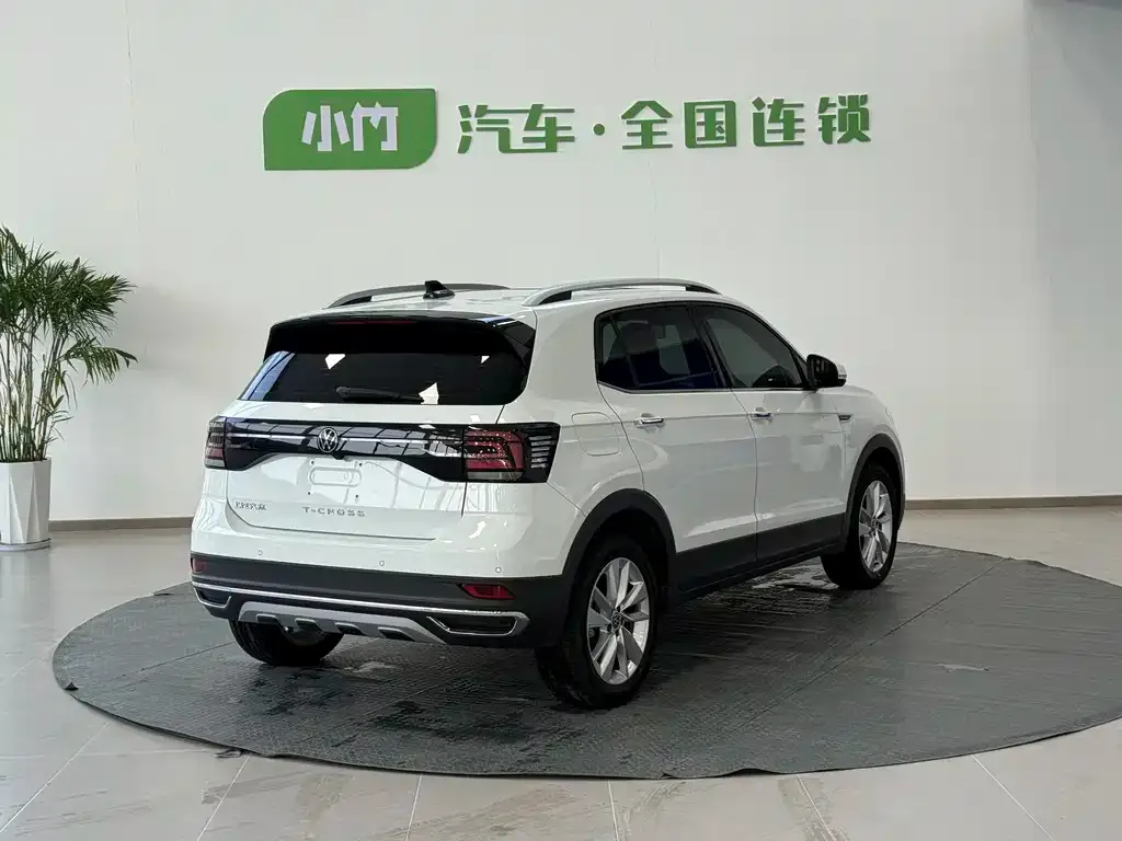 Volkswagen T-Cross — фото 5
