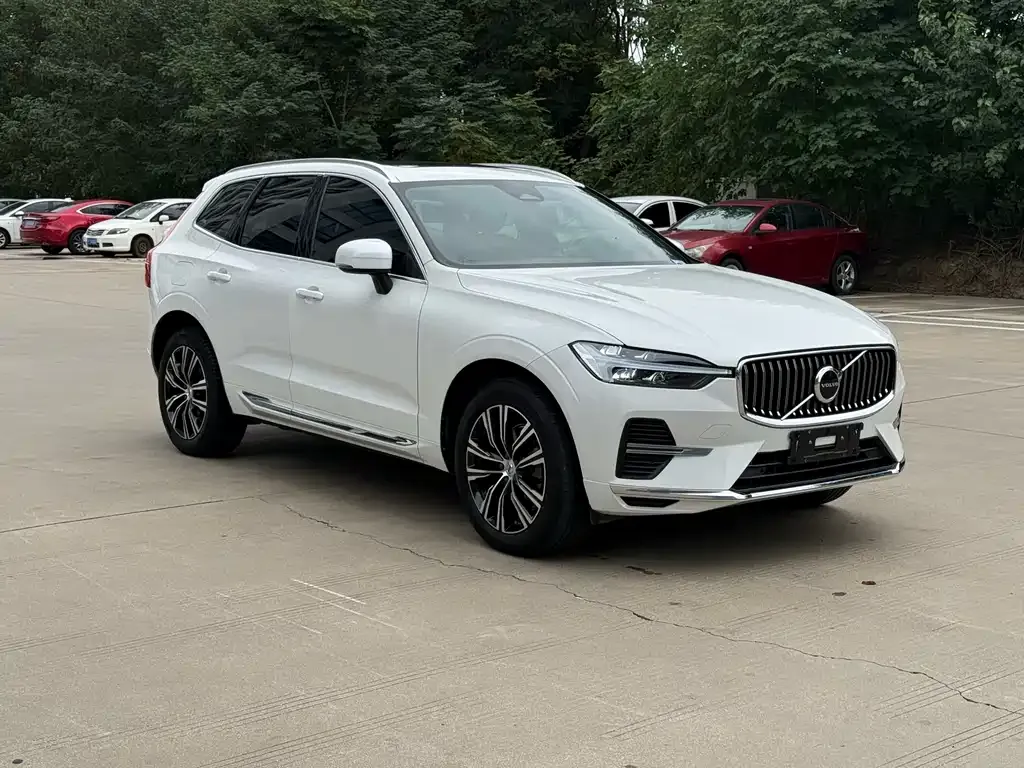 Volvo XC60 2021 из CN, фото 4