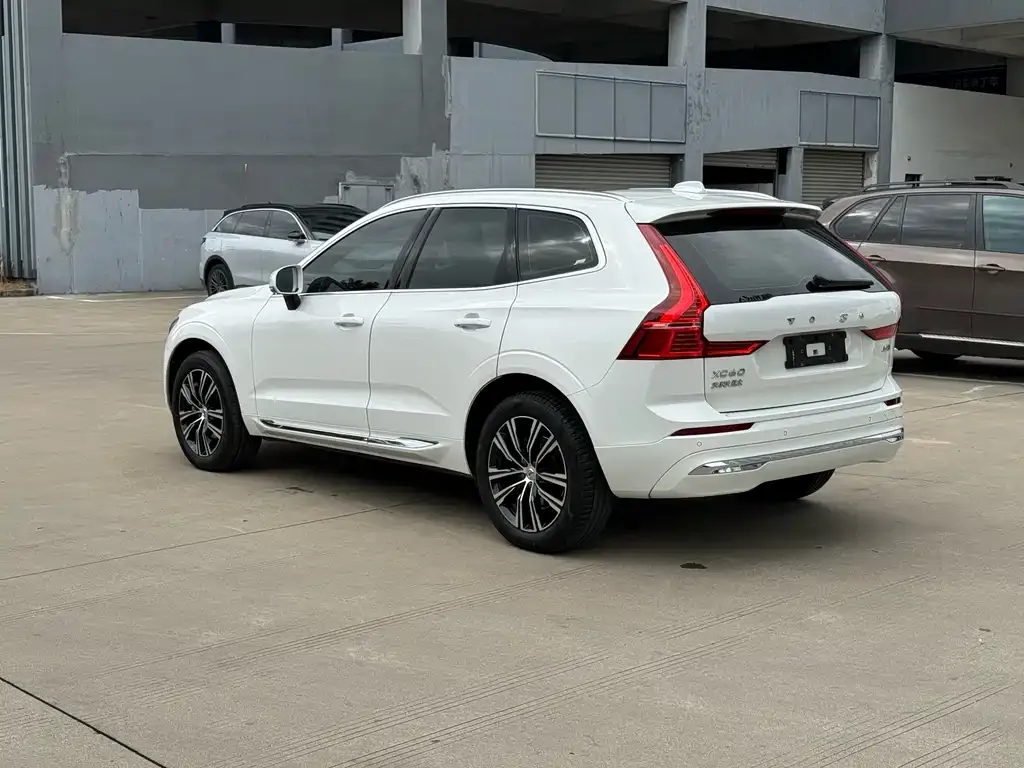 Volvo XC60 2021 из CN, фото 6