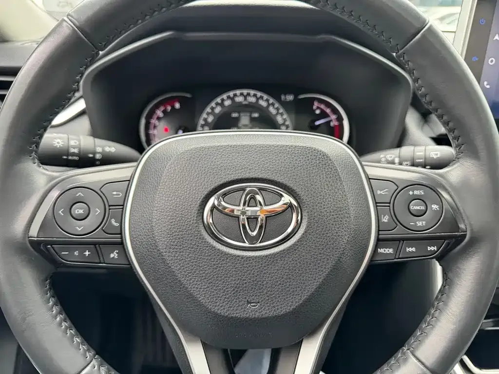 Toyota RAV4 2021 из CN, фото 2