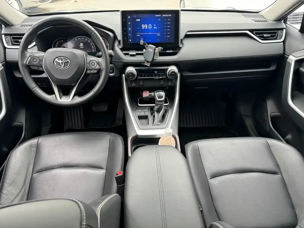 Toyota RAV4 2021 из CN, фото 7