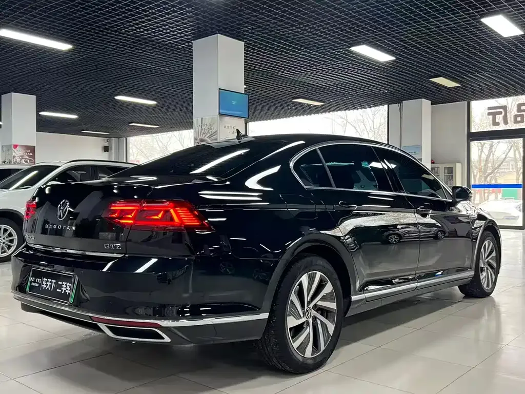 Volkswagen Magotan GTE PHEV 2023 из CN, фото 6