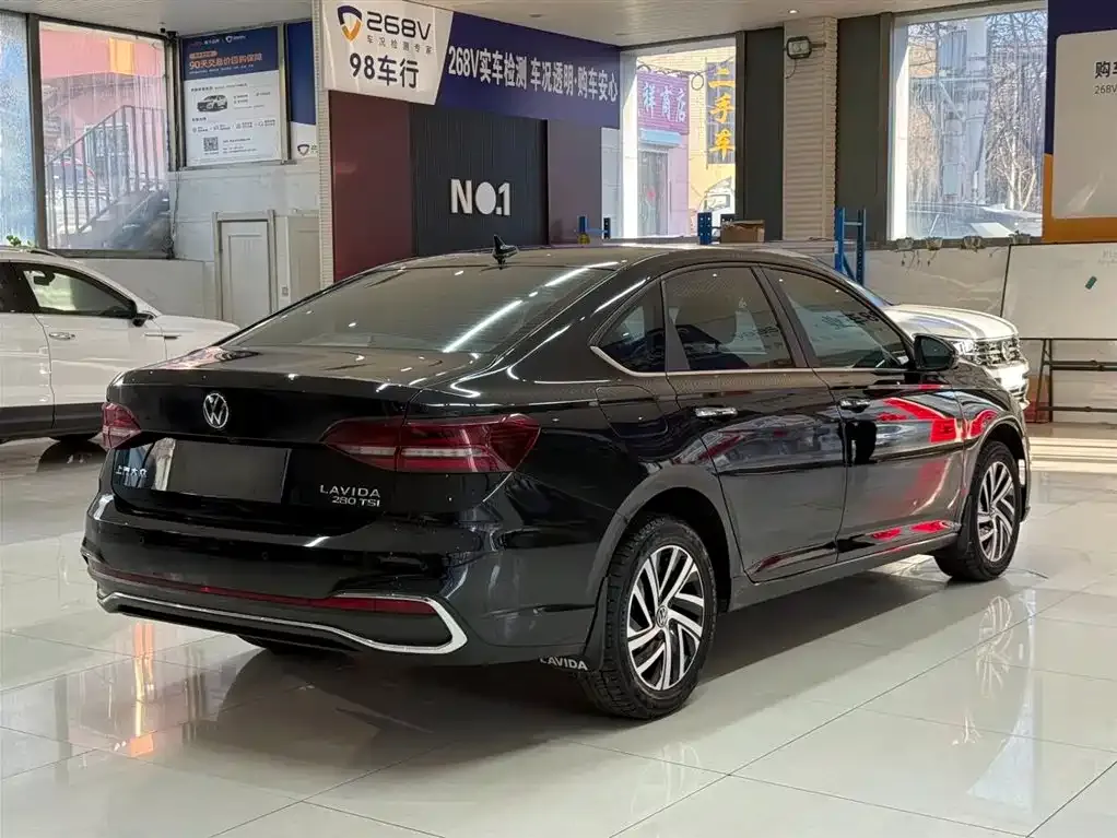 Volkswagen Lavida 2023 из CN, фото 9