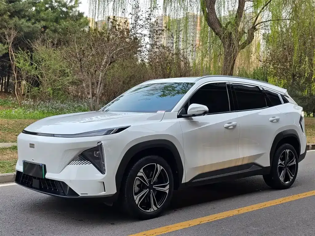 Geely Galaxy L7 — фото 1