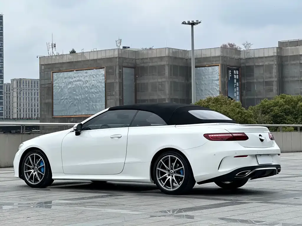 Mercedes-Benz E-Class (Import) — фото 9