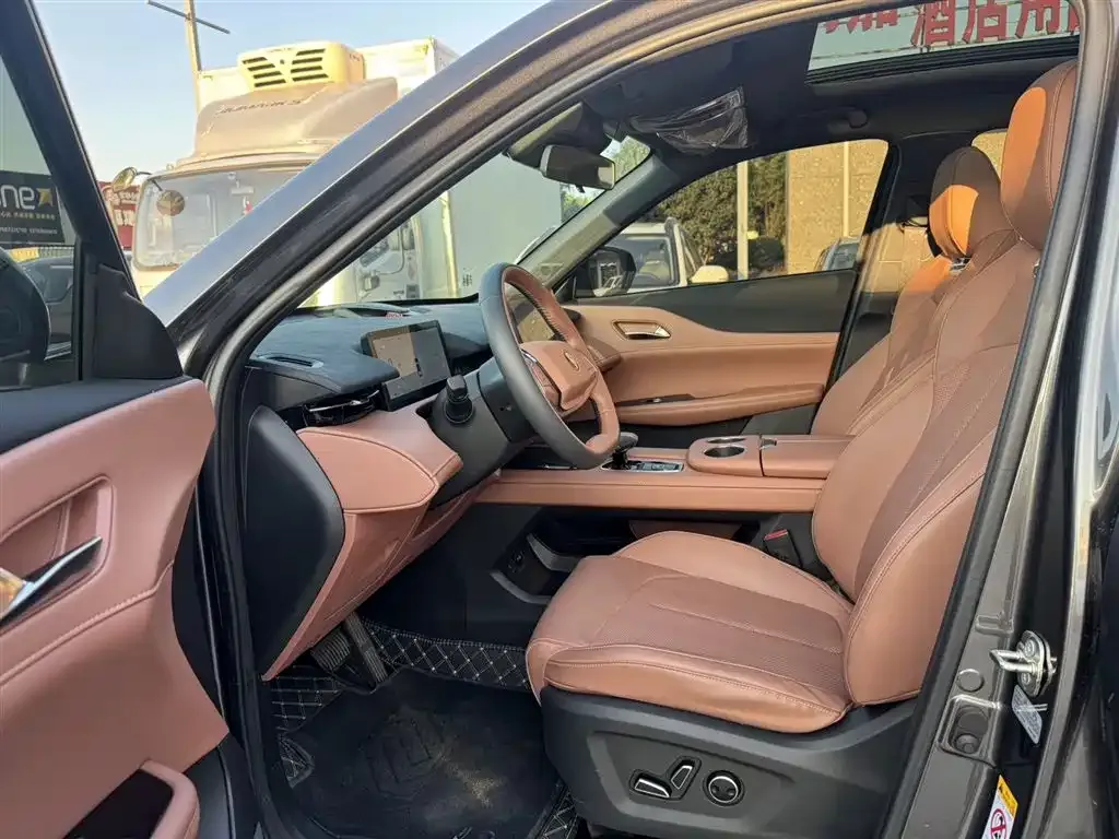 Changan UNI-Z 2024 из CN, фото 9
