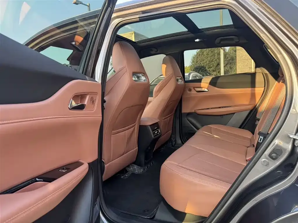 Changan UNI-Z 2024 из CN, фото 7
