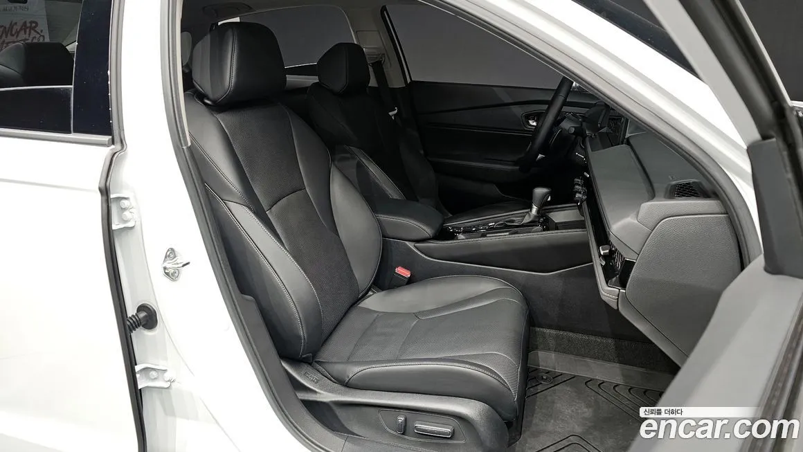 Honda Accord — фото 9