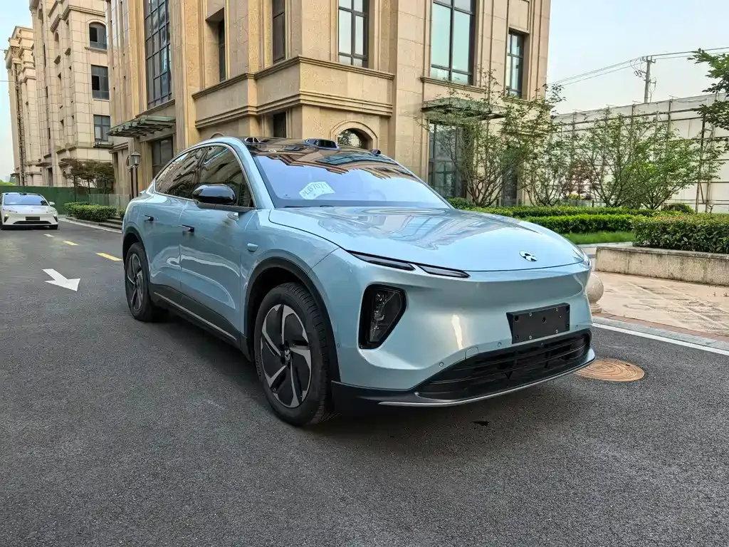 NIO EC6 — фото 7