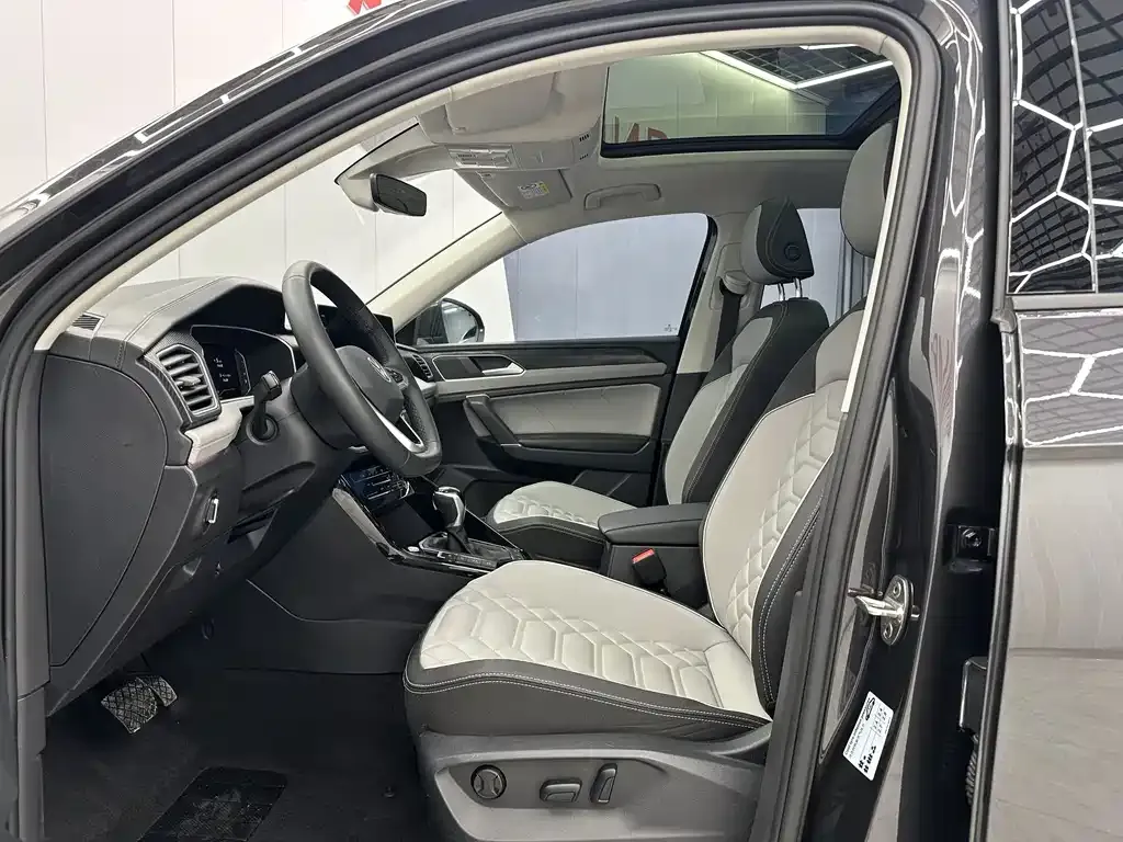 Volkswagen Tayron 2023 из CN, фото 4