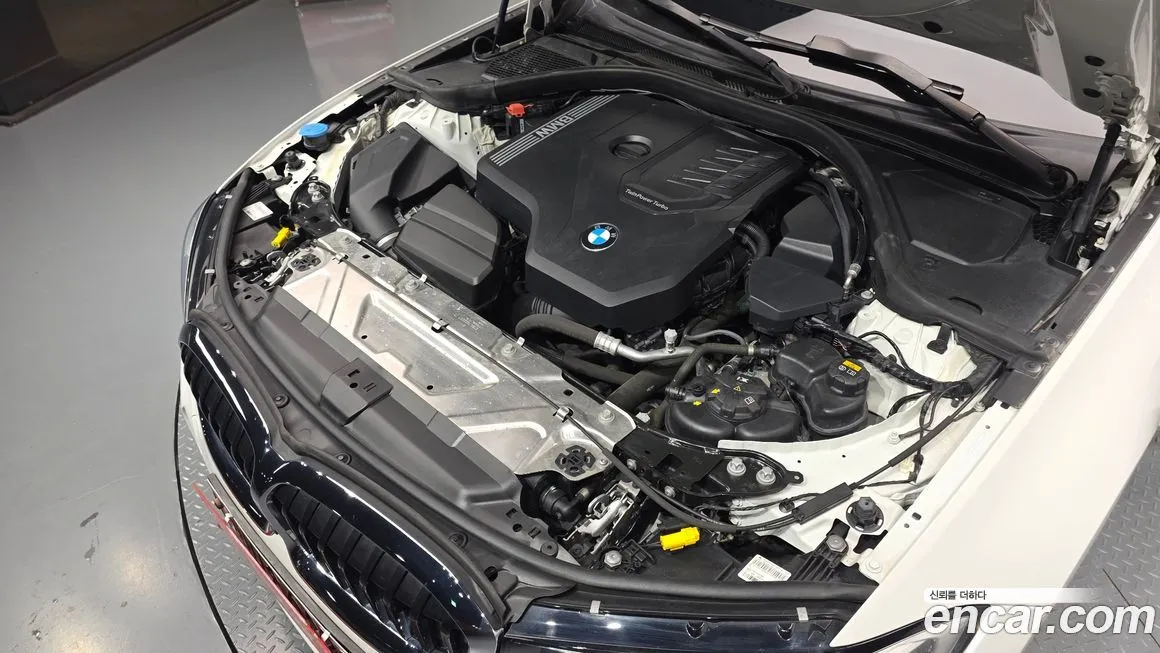 BMW 3-Series 2021 из KR, фото 2