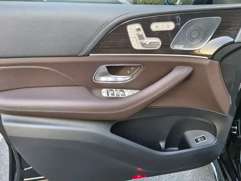 Mercedes-Benz GLS 2023 из CN, фото 3