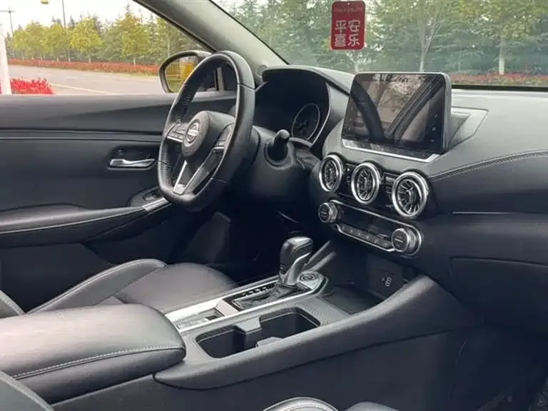 Nissan Sylphy 2022 из CN, фото 2