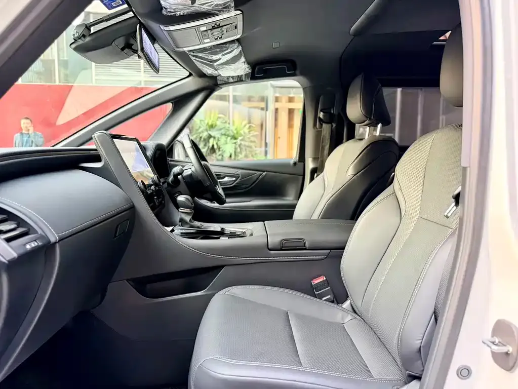 Toyota Alphard 2026 из CN, фото 4