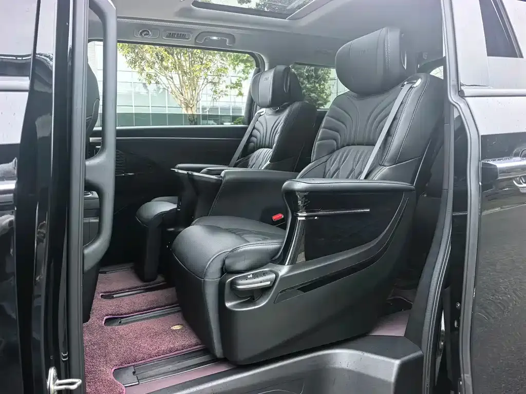 GAC Motor Trumpchi M8 — фото 8