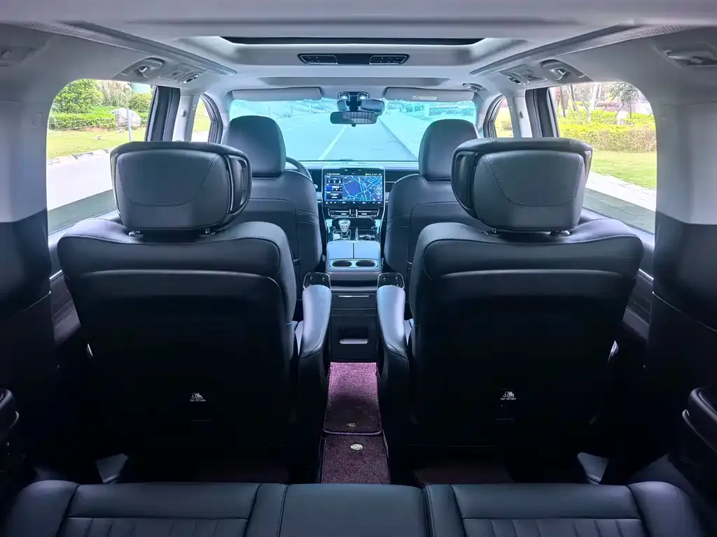 GAC Motor Trumpchi M8 — фото 3