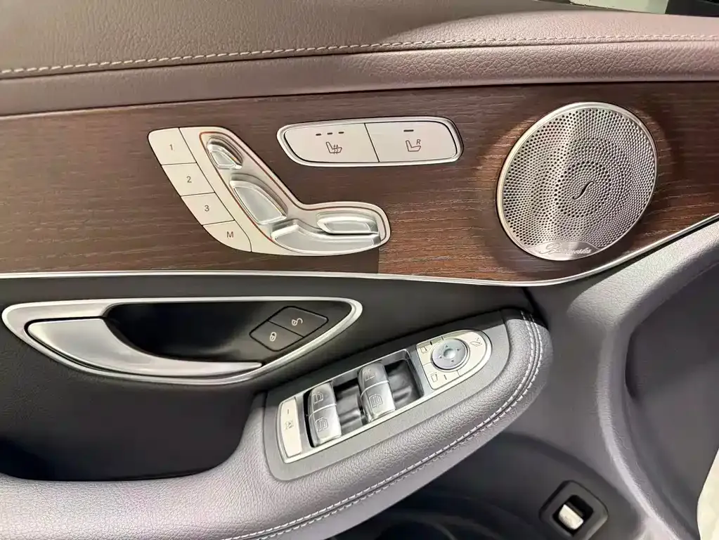 Mercedes-Benz GLC — фото 2