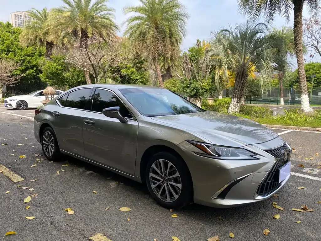 Lexus ES 2022 из CN, фото 9