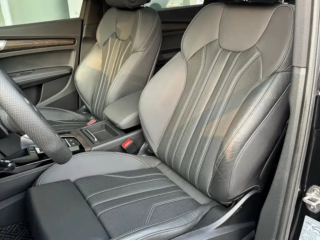 Audi Q5L 2024 из CN, фото 9