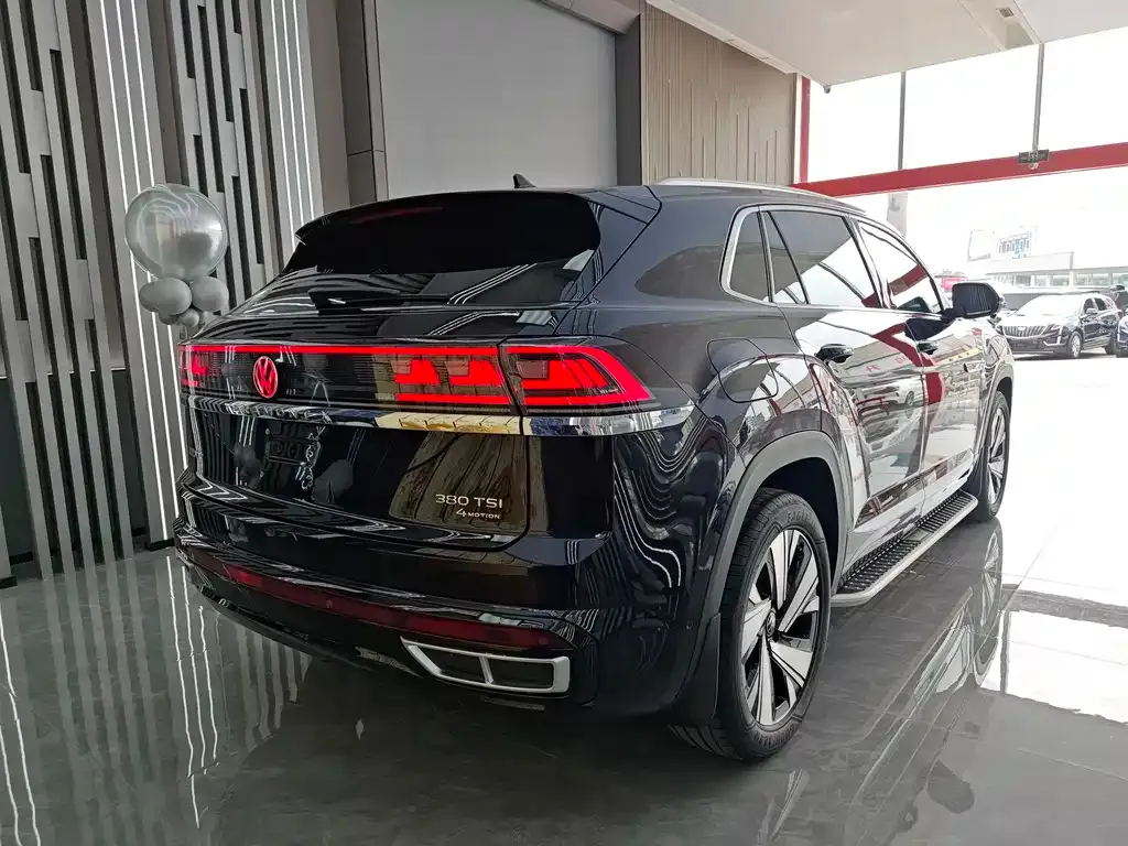 Volkswagen Teramont 2023 из CN, фото 8
