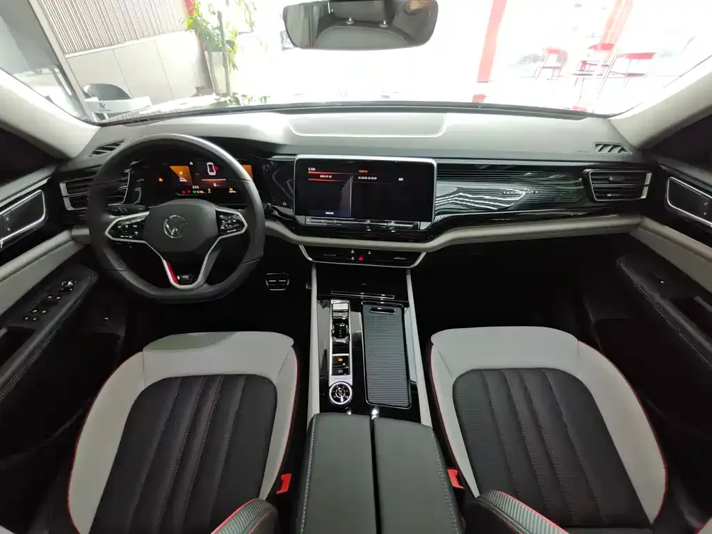 Volkswagen Teramont 2023 из CN, фото 3