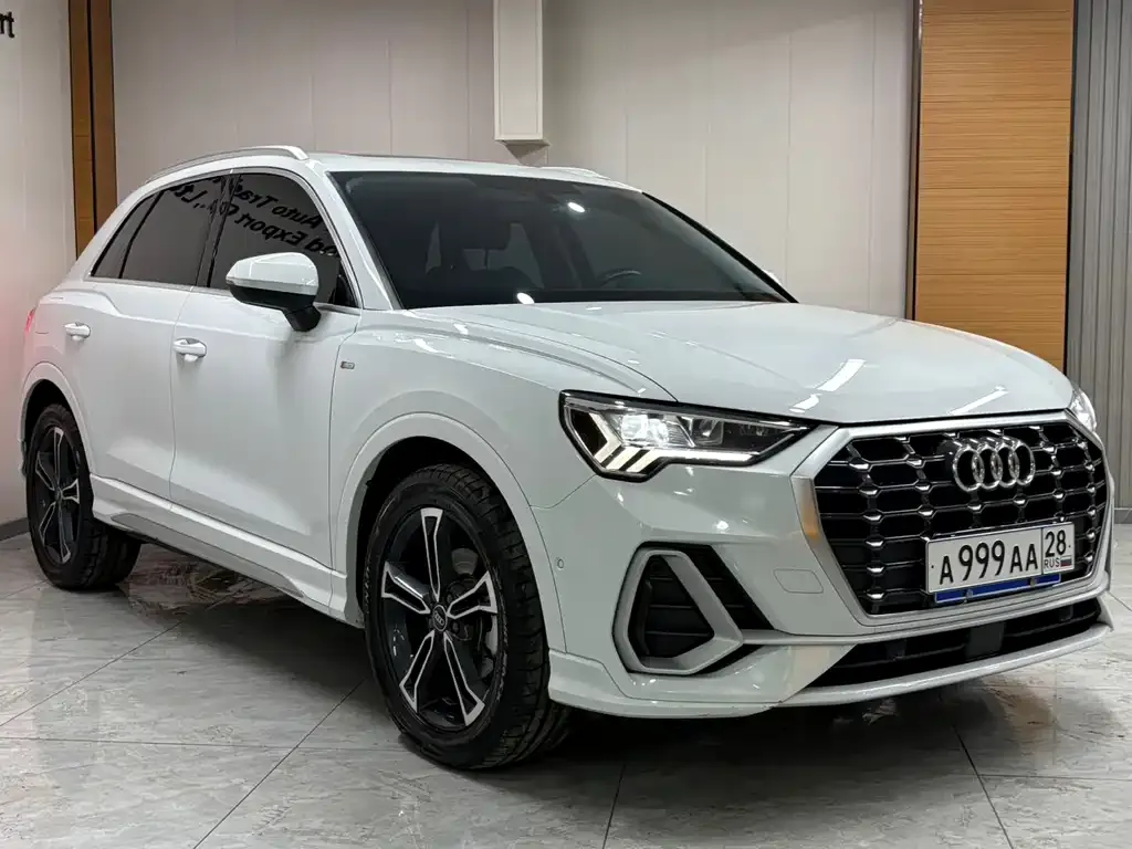 Audi Q3 2023 из CN, фото 4
