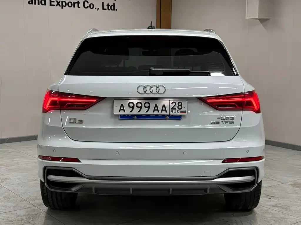 Audi Q3 2023 из CN, фото 3