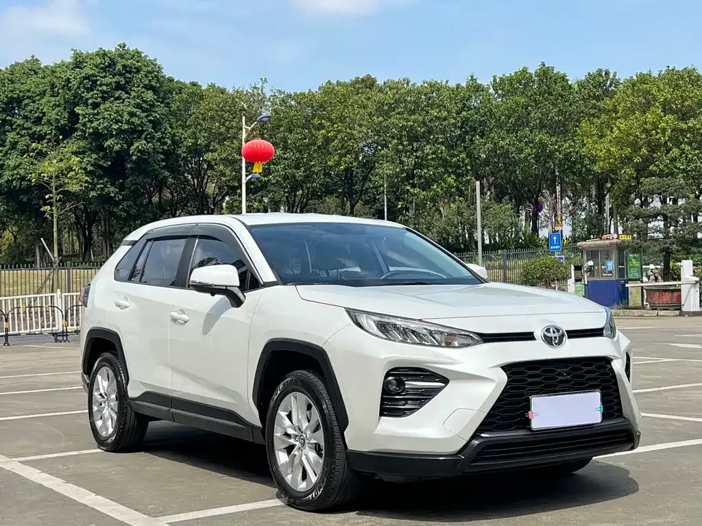 Toyota Wildlander 2022 из CN, фото 8