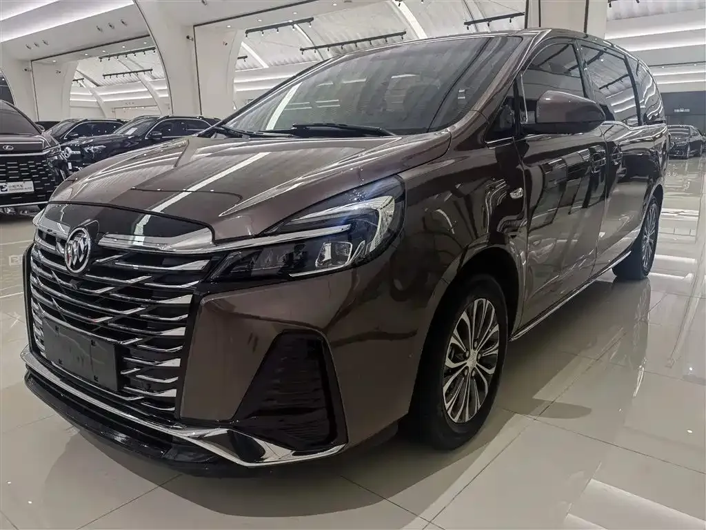 Buick GL8 2023 из CN, фото 1