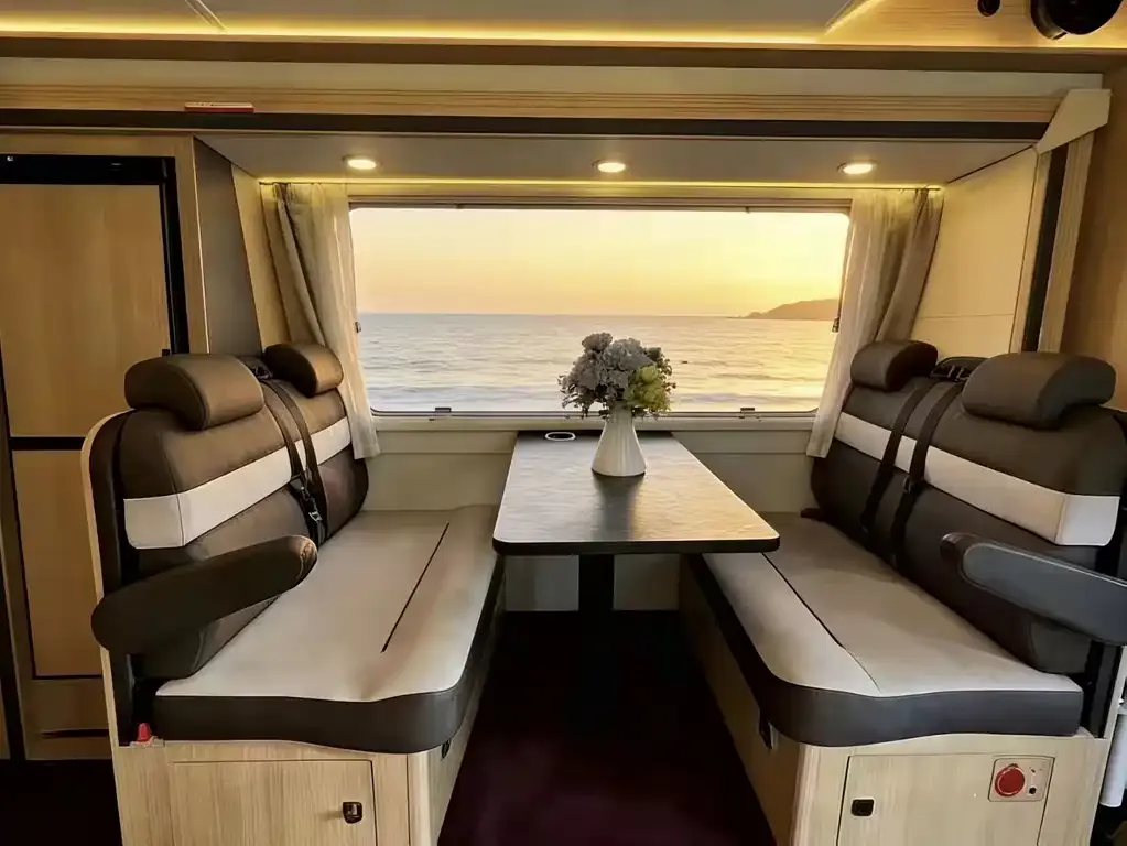 IVECO Ousheng 2022 из CN, фото 8