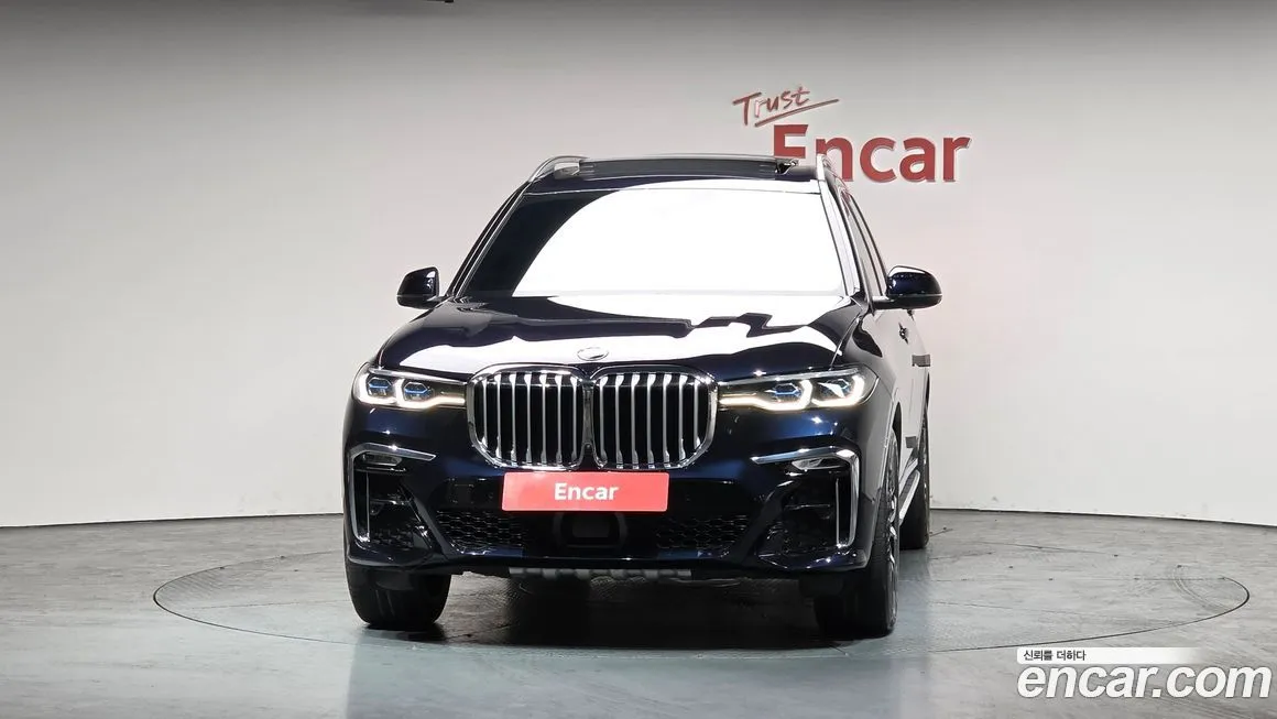 BMW X7 — фото 2