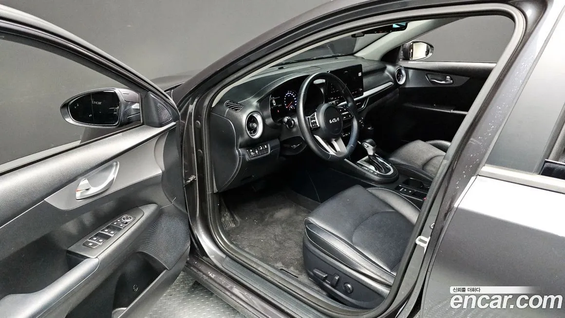 Kia K3 2022 из KR, фото 10