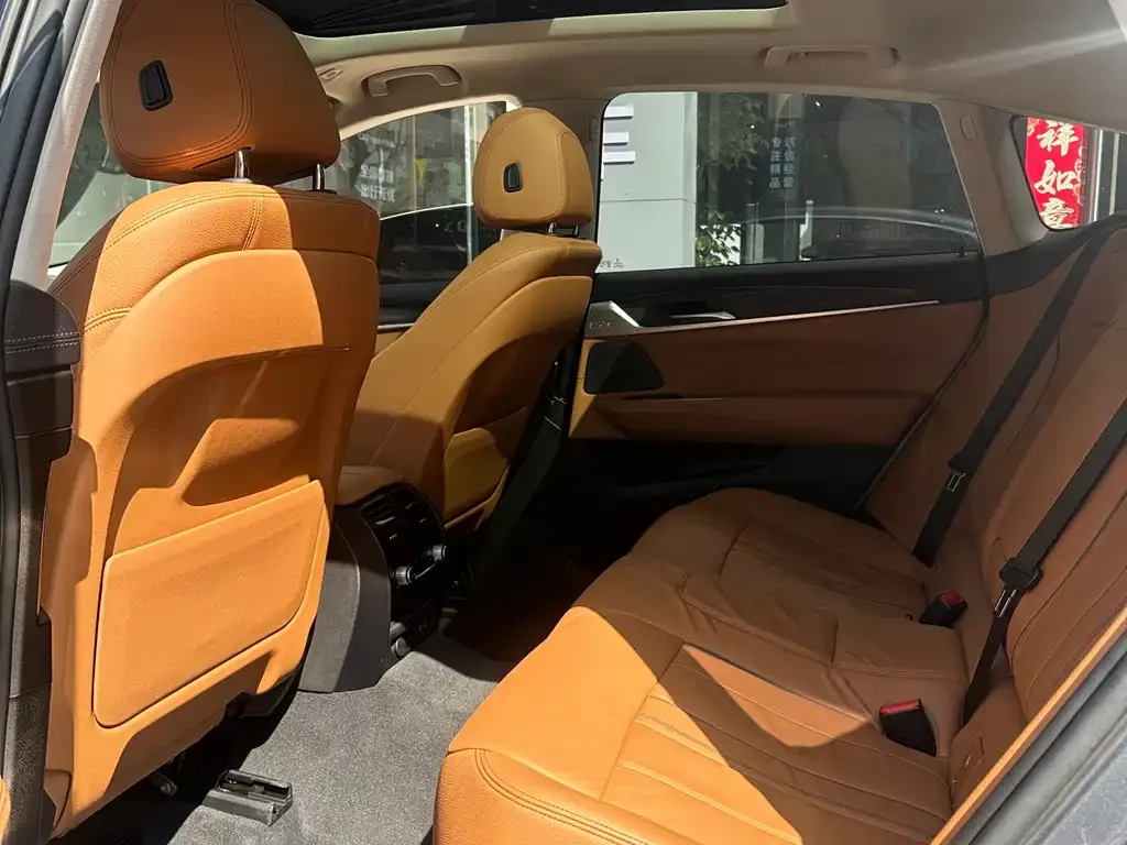 BMW 6 Series GT — фото 2