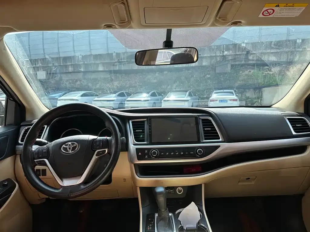 Toyota Highlander 2022 из CN, фото 7
