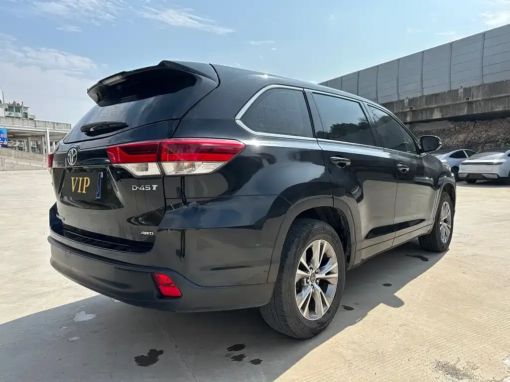 Toyota Highlander 2022 из CN, фото 3