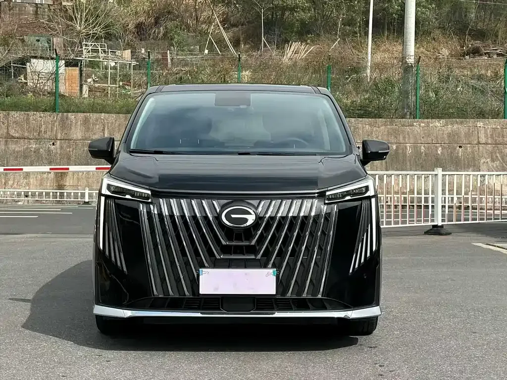 GAC Motor Trumpchi M8 — фото 9