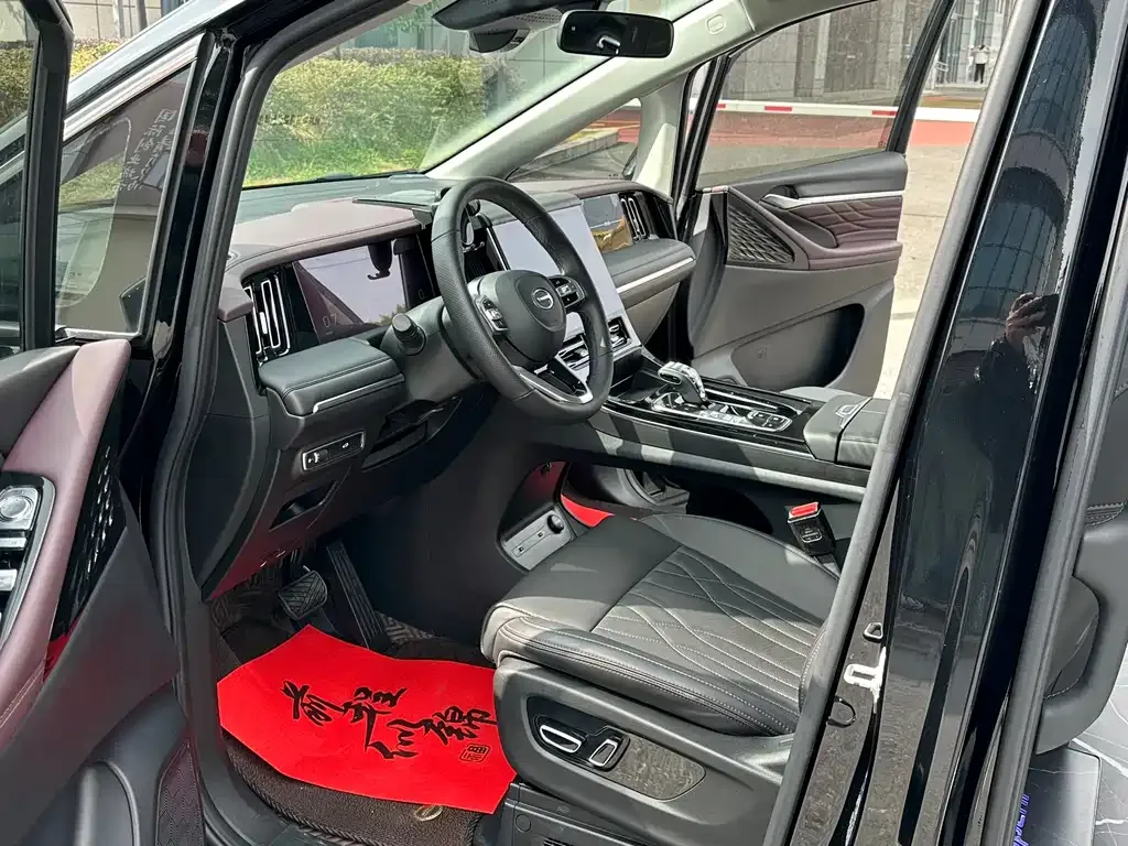 GAC Motor Trumpchi M8 — фото 2