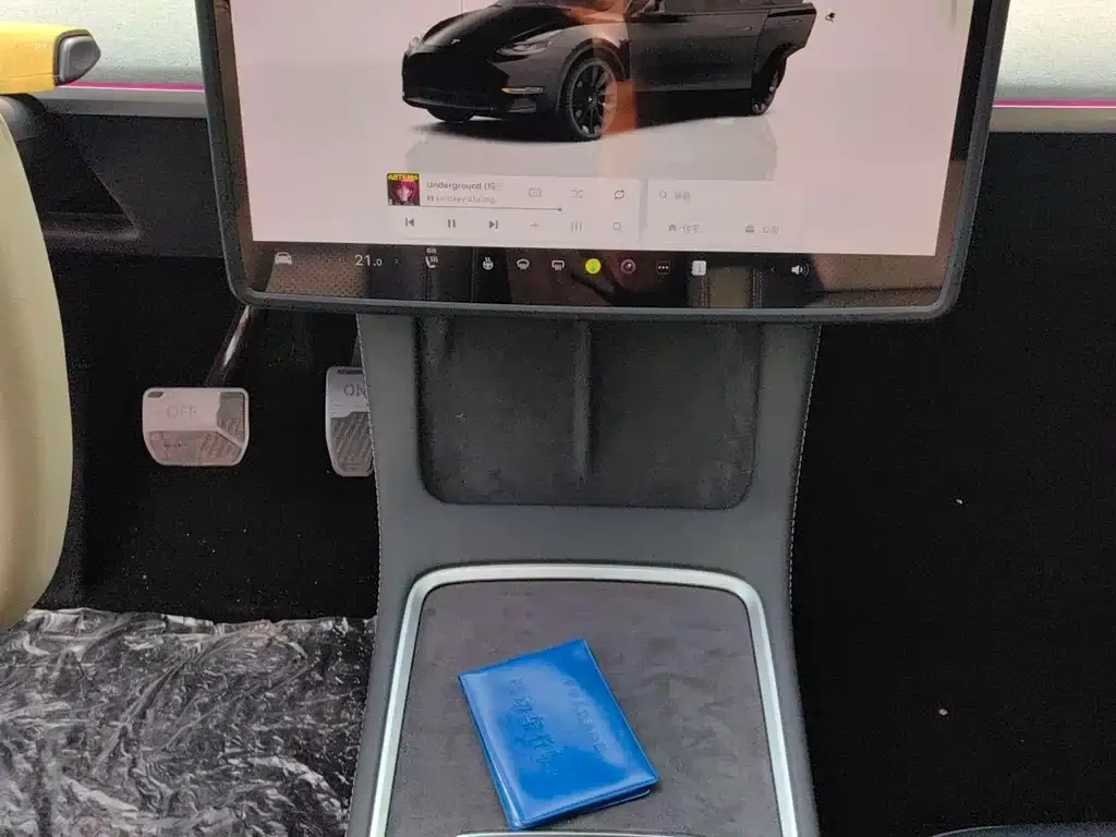 Tesla Model Y 2023 из CN, фото 10