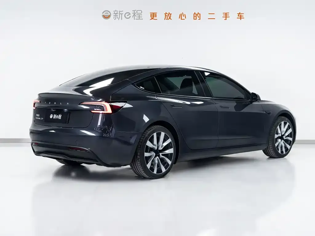 Tesla Model 3 2025 из CN, фото 2